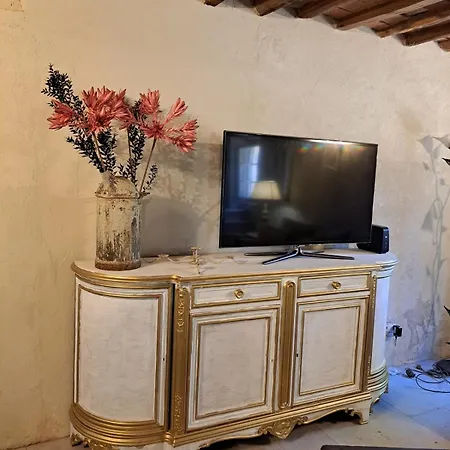 Il Borgo Sulla Visona, 4 Villa Capannori